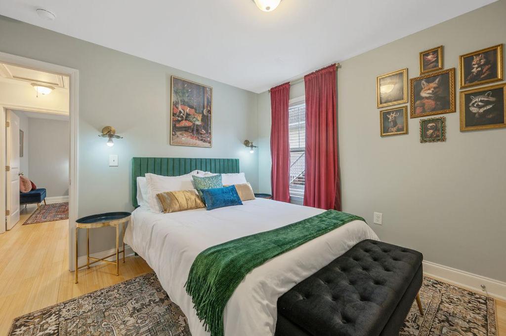 New Victorian Theme, 3Br, Lrg Backyard Close To Pnc Arena, Downtown, And Rdu Airport Ралей Екстериор снимка