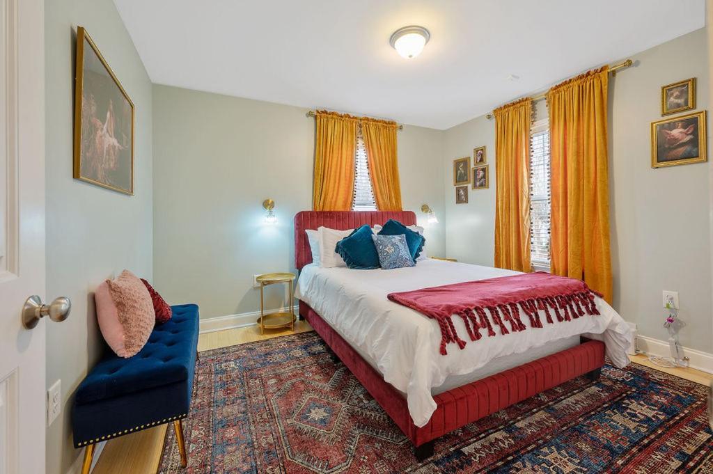 New Victorian Theme, 3Br, Lrg Backyard Close To Pnc Arena, Downtown, And Rdu Airport Ралей Екстериор снимка