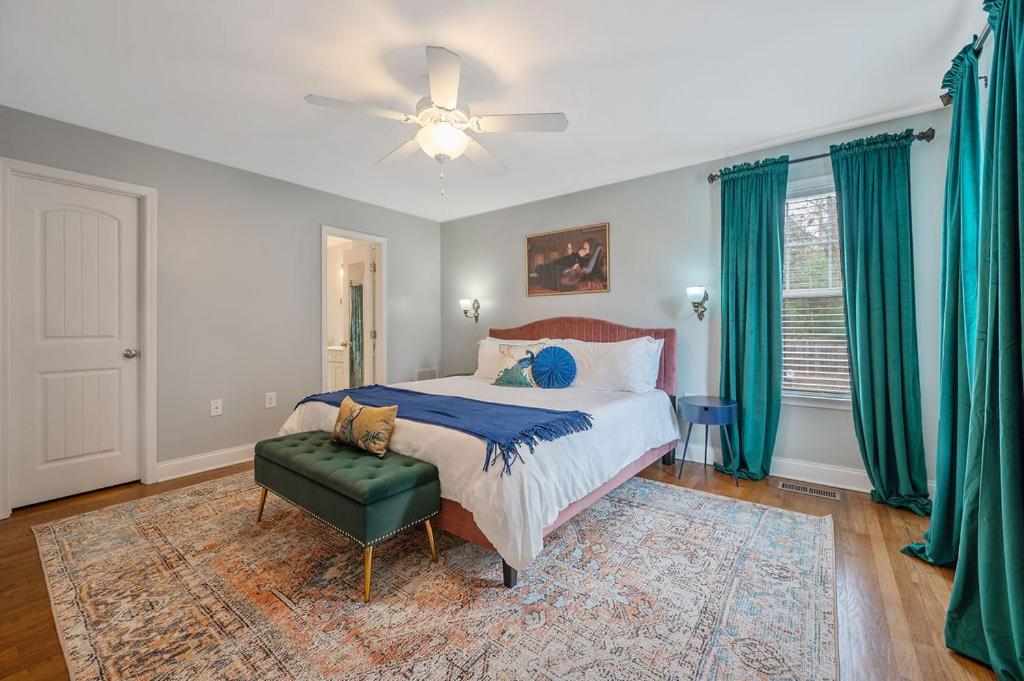 New Victorian Theme, 3Br, Lrg Backyard Close To Pnc Arena, Downtown, And Rdu Airport Ралей Екстериор снимка