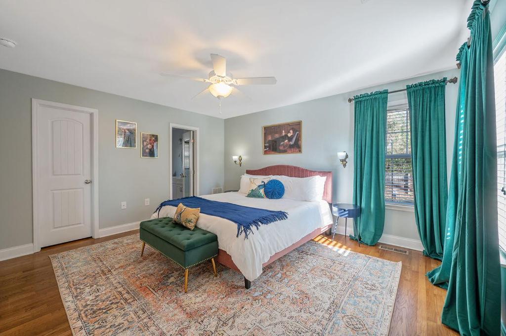 New Victorian Theme, 3Br, Lrg Backyard Close To Pnc Arena, Downtown, And Rdu Airport Ралей Екстериор снимка