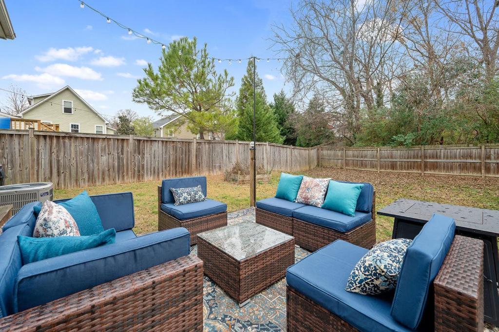 New Victorian Theme, 3Br, Lrg Backyard Close To Pnc Arena, Downtown, And Rdu Airport Ралей Екстериор снимка